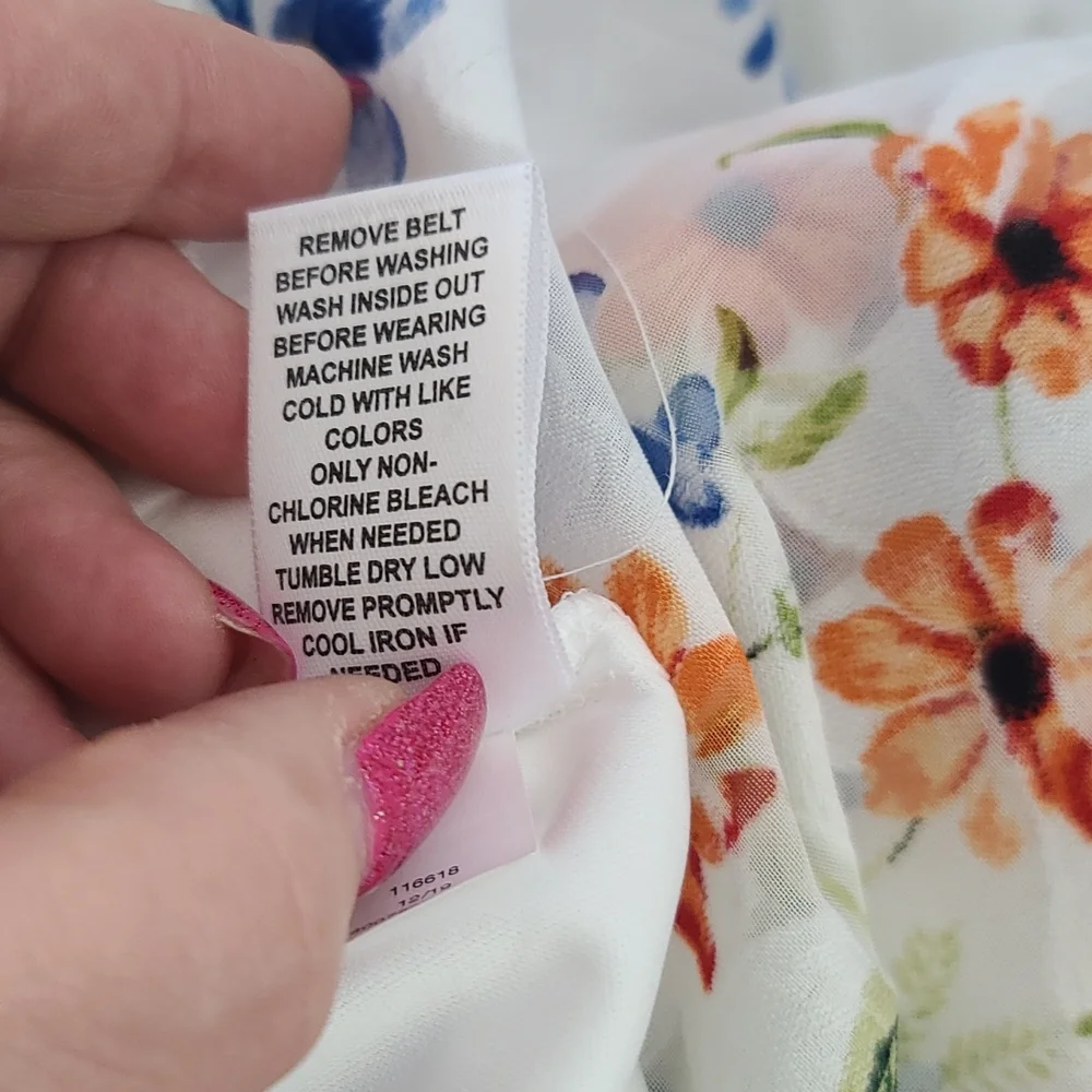 NWT ELLE sleeveless shear overlay floral dress with spring colored flowe… - Picture 9 of 9